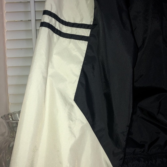 SOLD - Picture 3 of 4